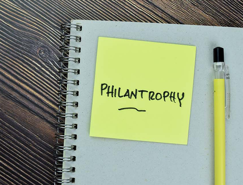Notepad that says philantrophy